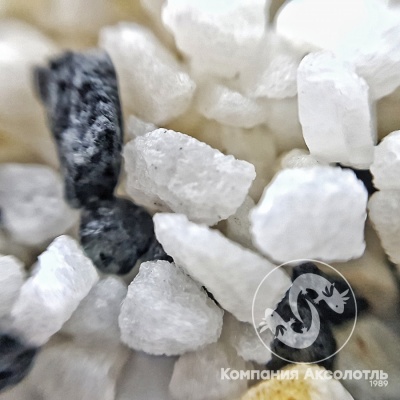 Мраморная крошка Черно-белая 2-5 мм